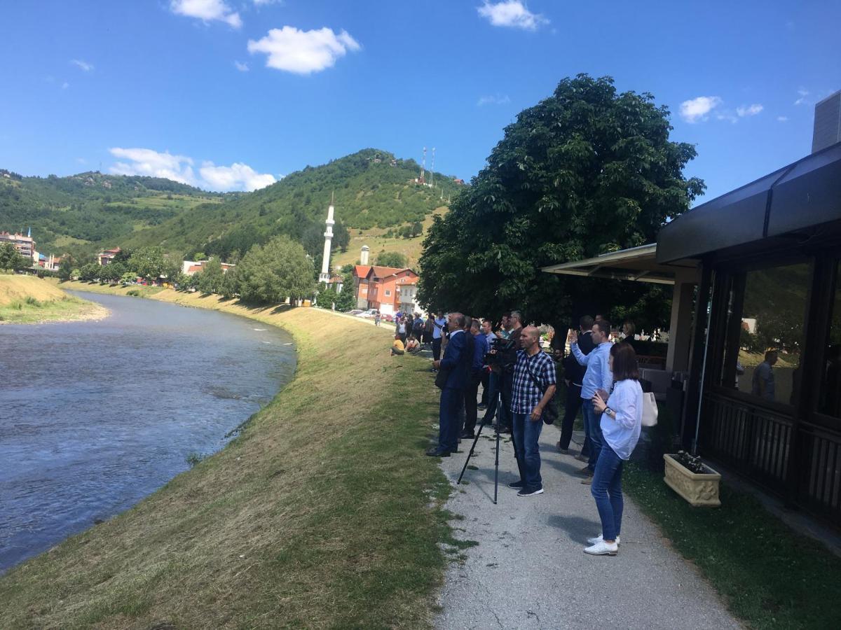 Motel Otoka Donji Vakuf Kültér fotó